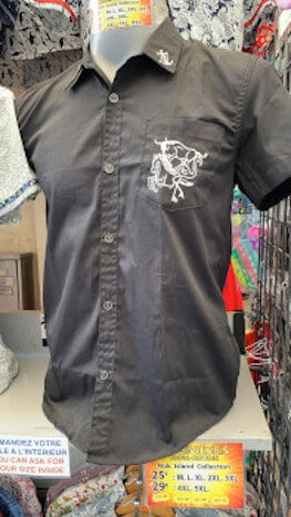 chemise noir avec taureau dans la boutique de NOK ISLAND COLLECTION