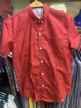 chemise rouge